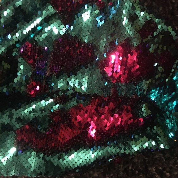 Reversible Sequin Slides - Picture 5 of 8